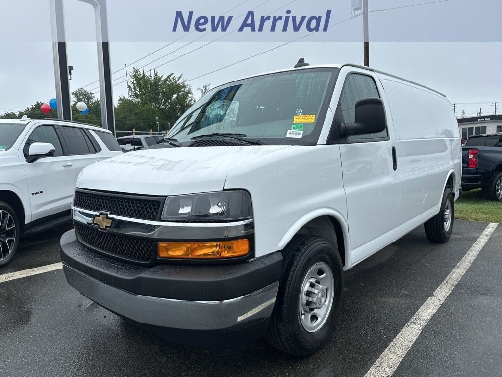 2023 Chevrolet Express Cargo Van