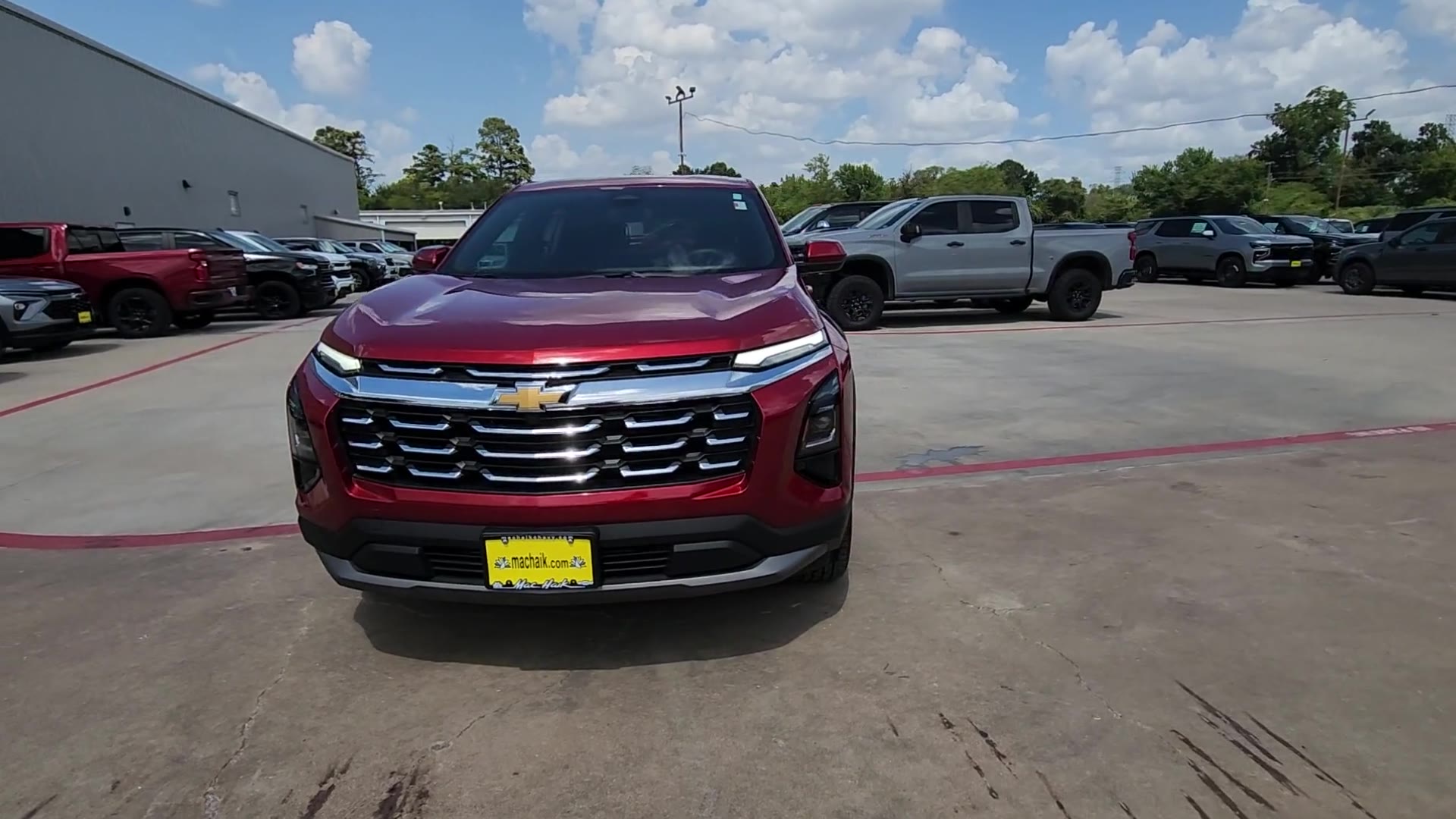 2026 Chevrolet Equinox LT — photo 1 of 6