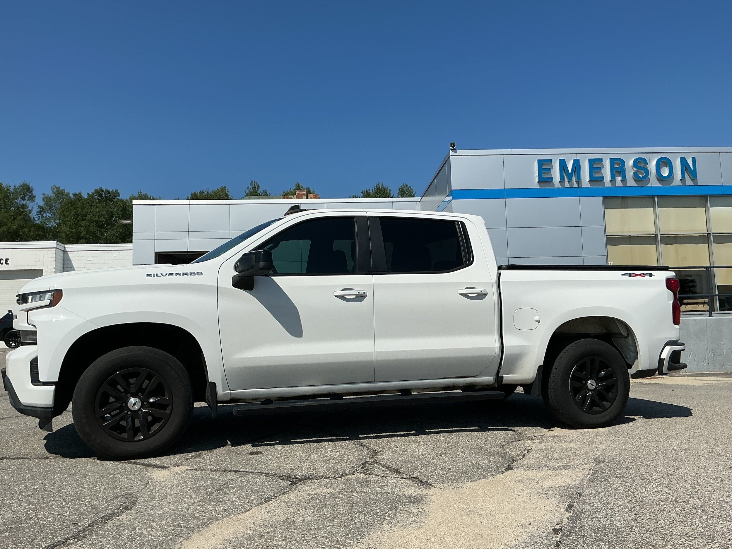 2019 Chevrolet Silverado 1500 RST — photo 1 of 6