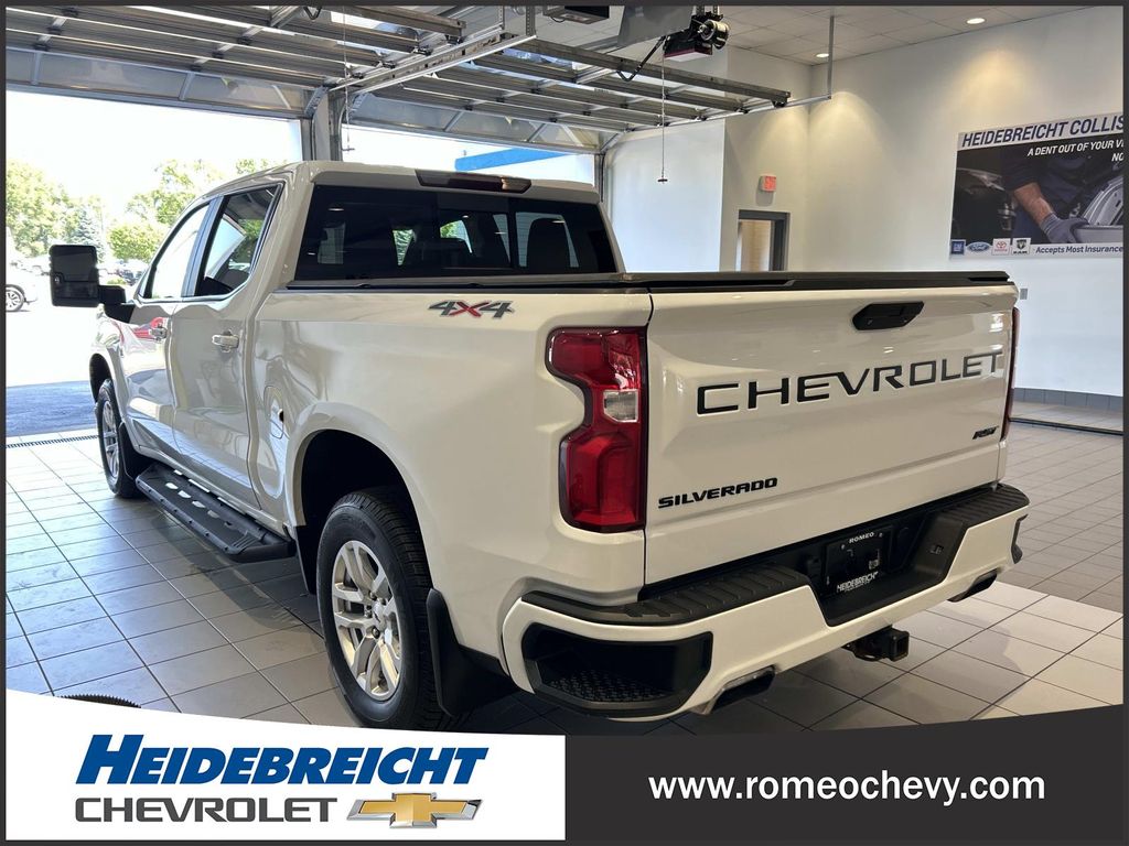 2020 Chevrolet Silverado 1500 RST — photo 1 of 6