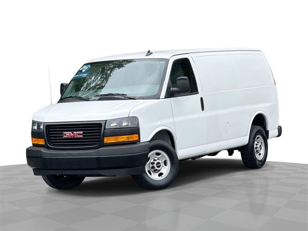 2023 GMC Savana Cargo Van