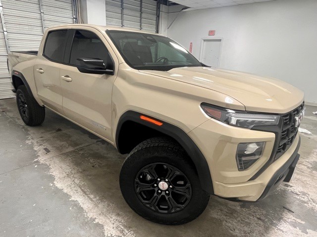 2024 GMC Canyon