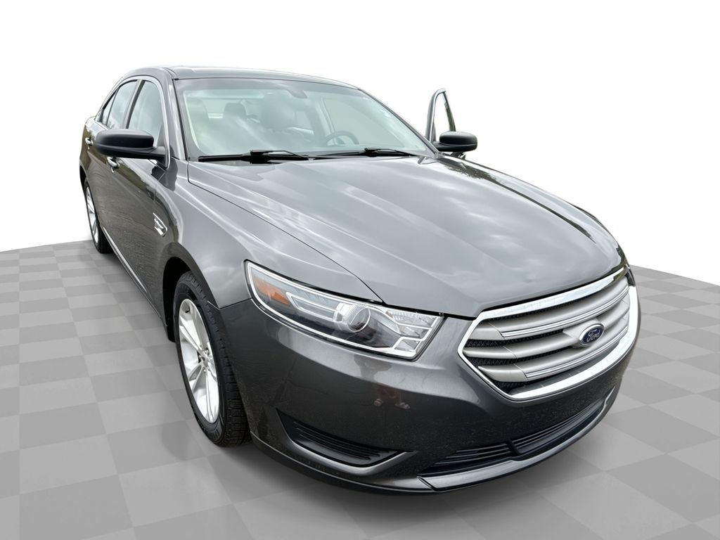 2018 Ford Taurus