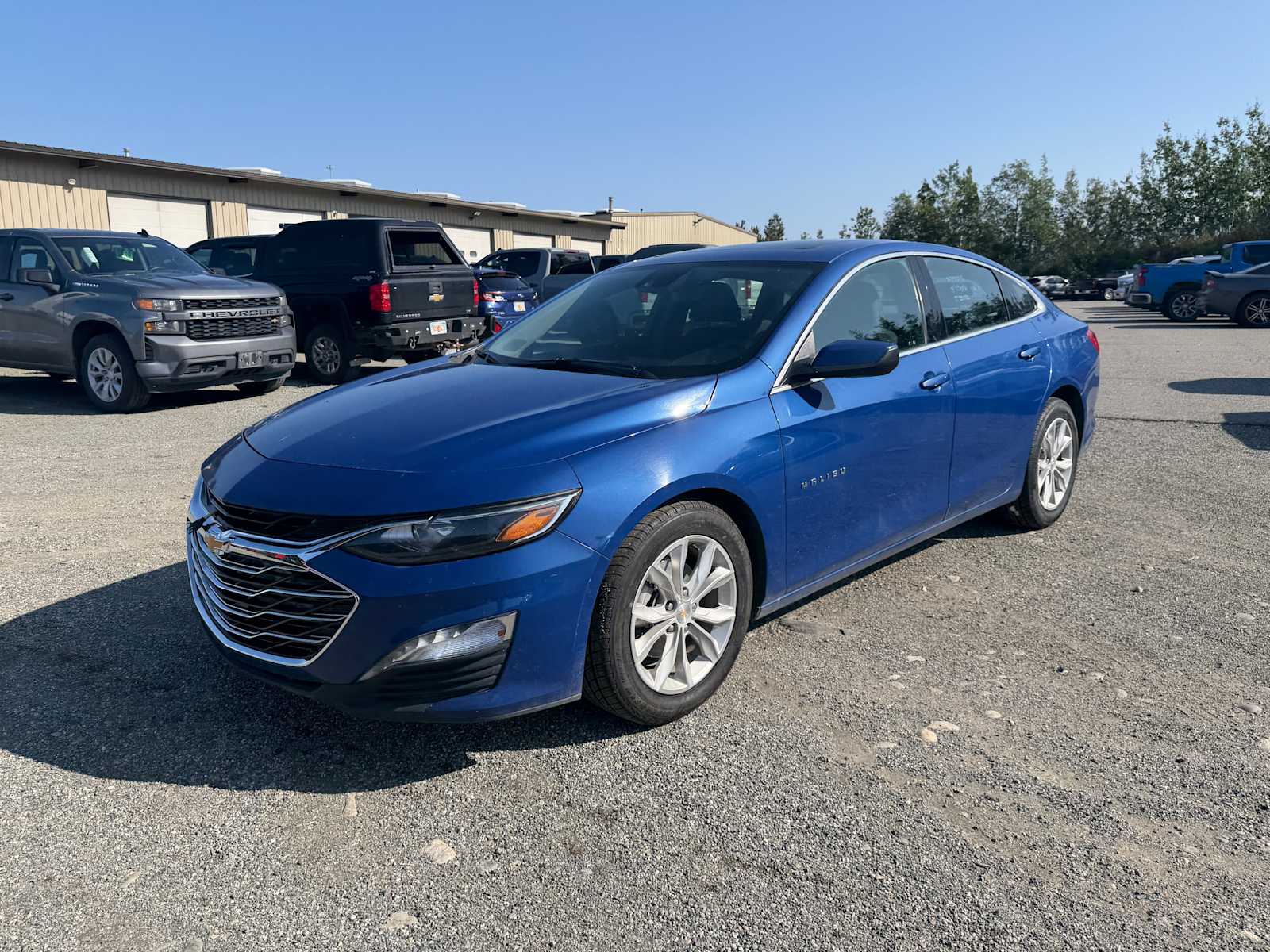 2023 Chevrolet Malibu LT — photo 1 of 6