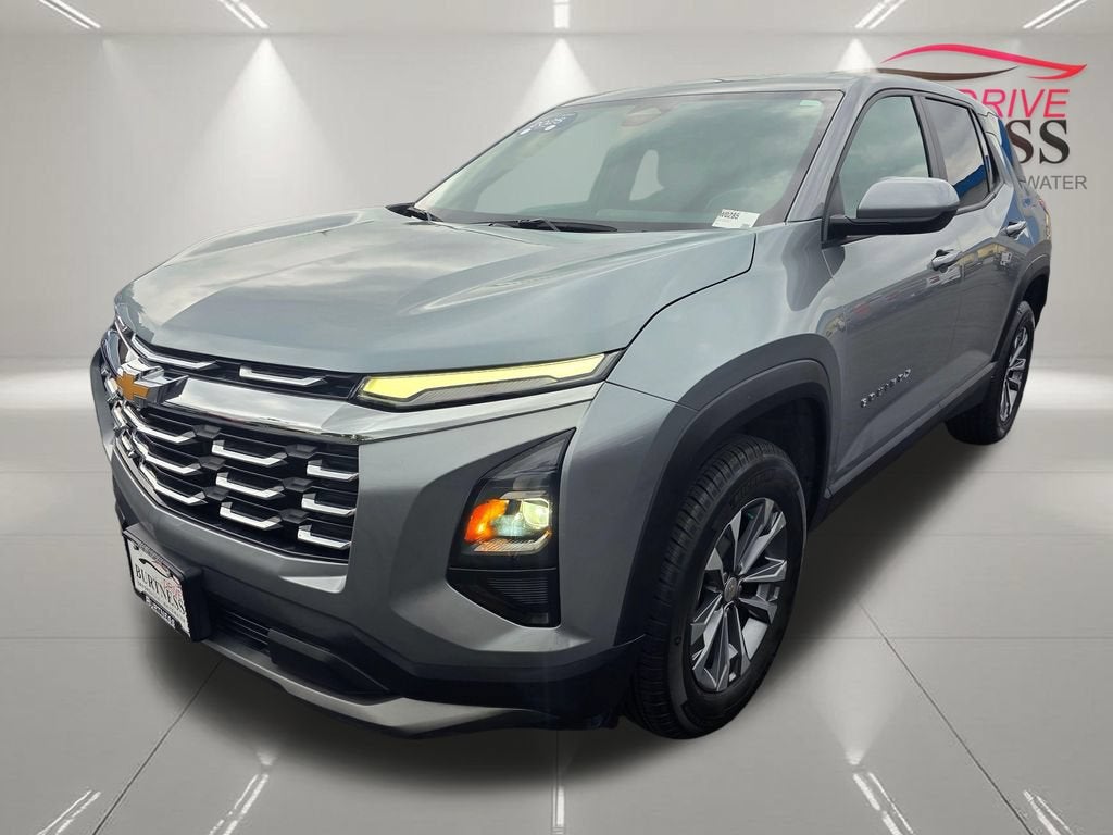 2025 Chevrolet Equinox LT — photo 1 of 6