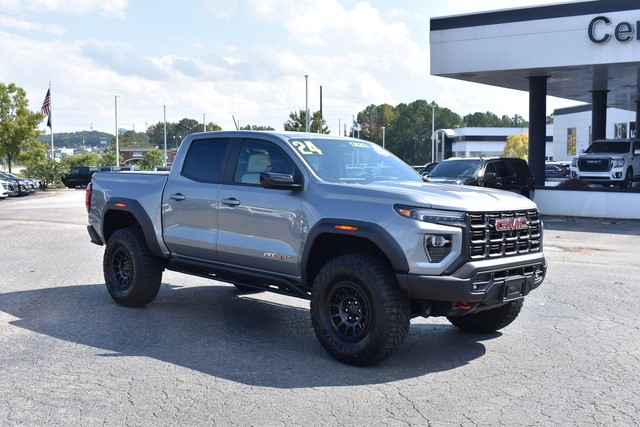 2024 GMC Canyon