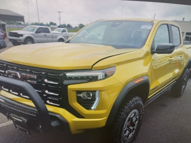 2023 GMC Canyon