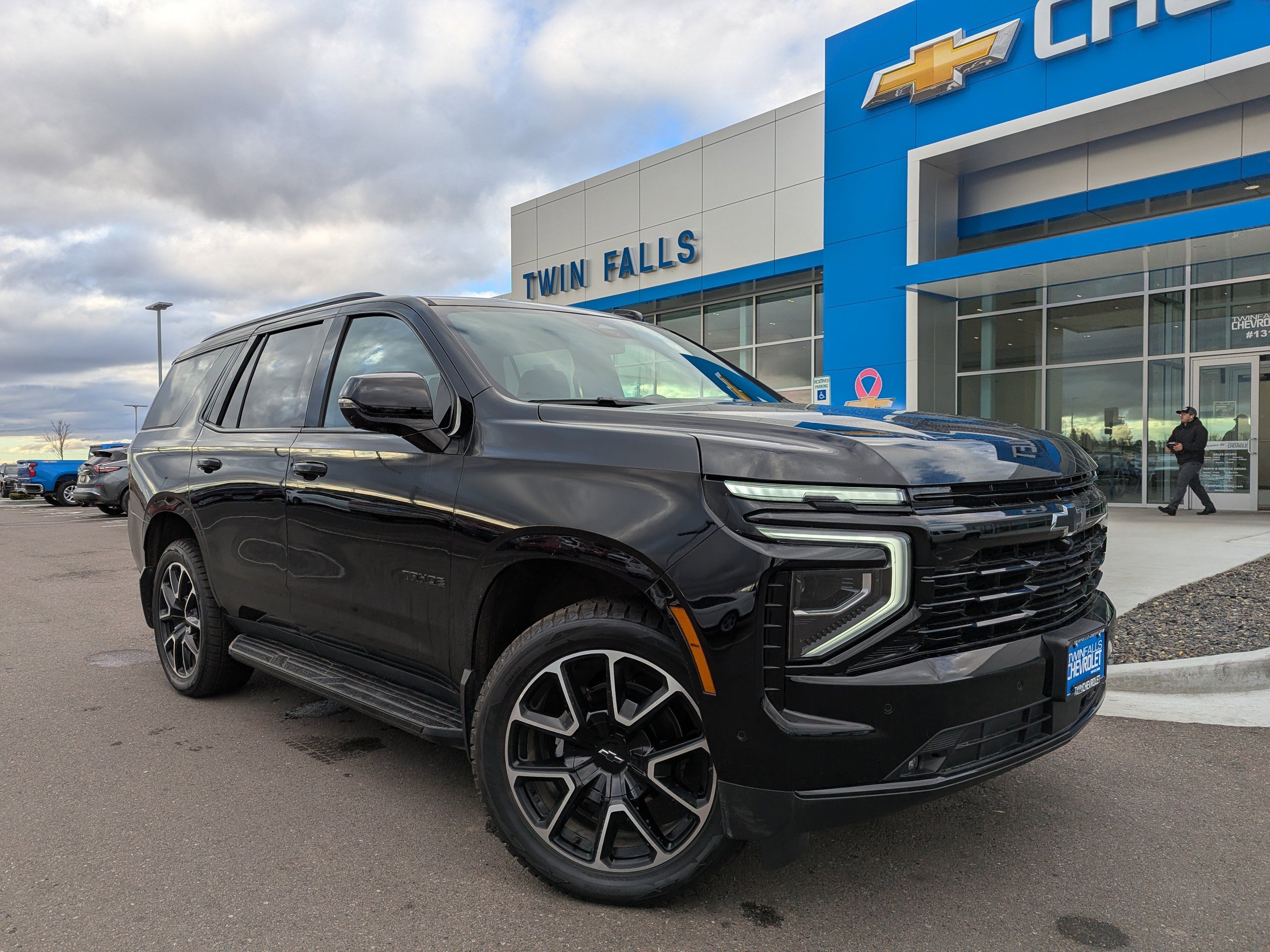 2025 Chevrolet Tahoe RST