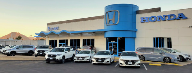 2024 Honda CR-V Hybrid HYBRID AWD SP TRG — photo 1 of 1