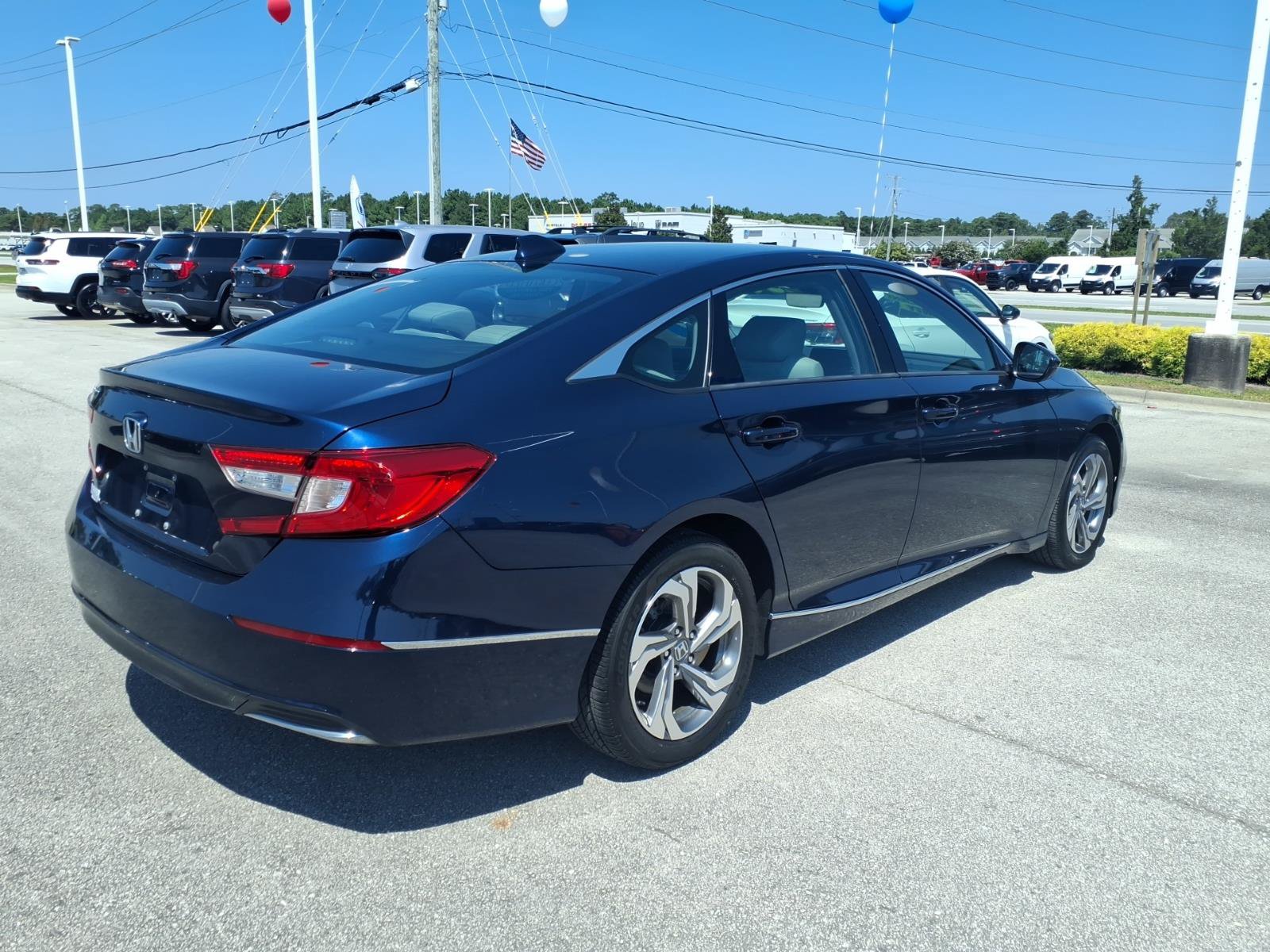 2019 Honda Accord Sedan EX w/Leather — photo 1 of 6