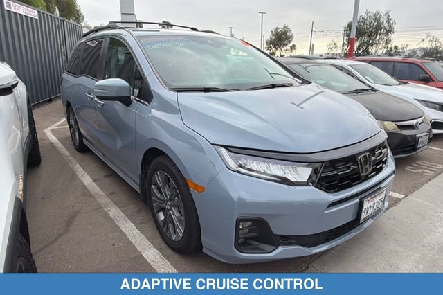2026 Honda Odyssey Touring — photo 1 of 5