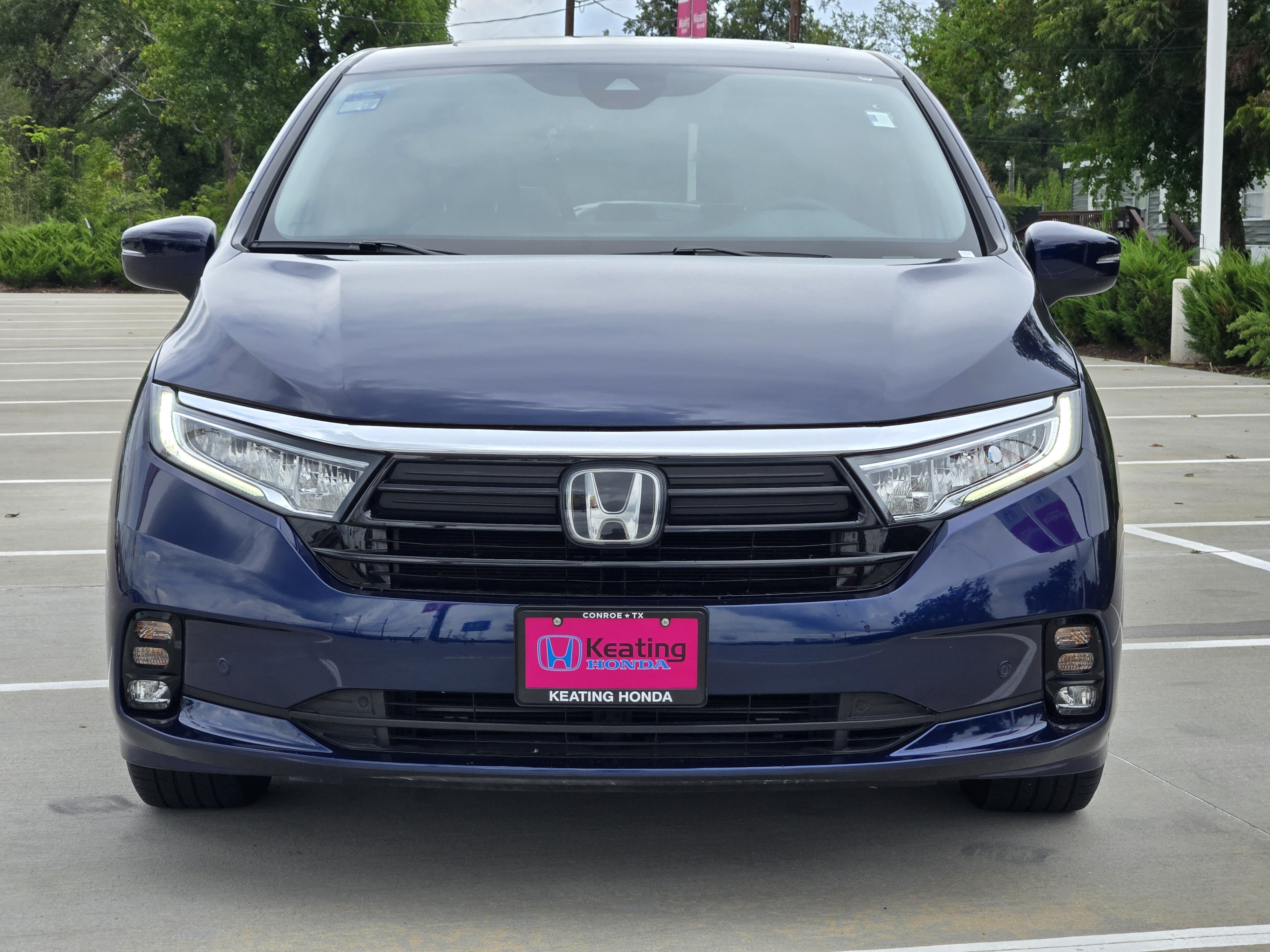 2023 Honda Odyssey TOURING — photo 1 of 6