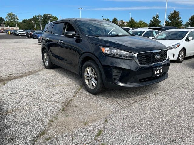 2019 Kia Sorento L — photo 1 of 12