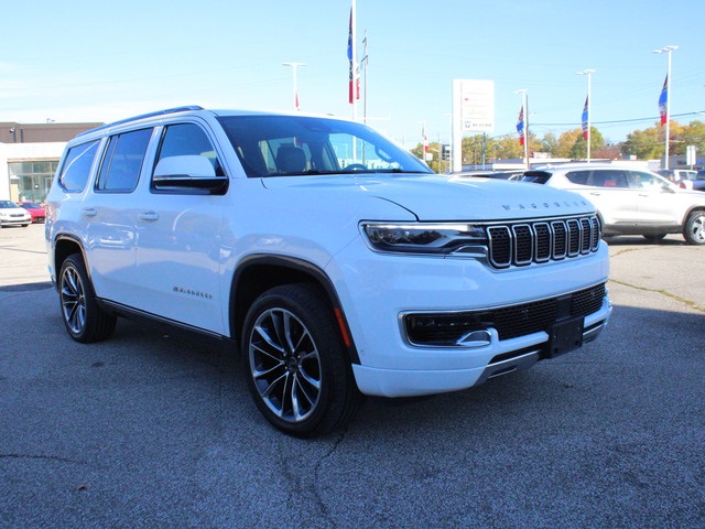 2022 Jeep Wagoneer