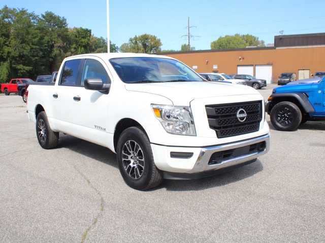 2023 Nissan Titan