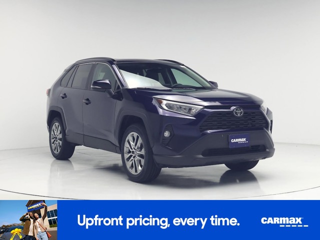 2020 Toyota RAV4 XLE