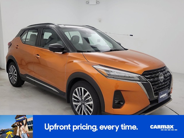 2023 Nissan Kicks SR