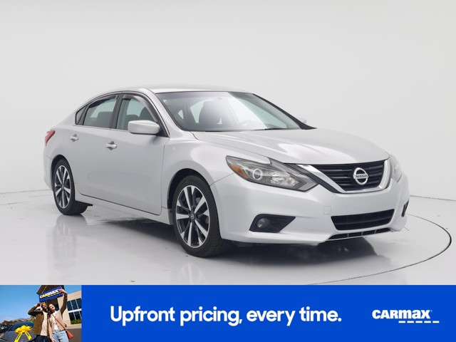 2016 Nissan Altima SR