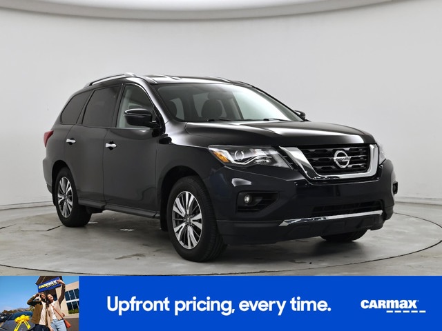 2020 Nissan Pathfinder SV