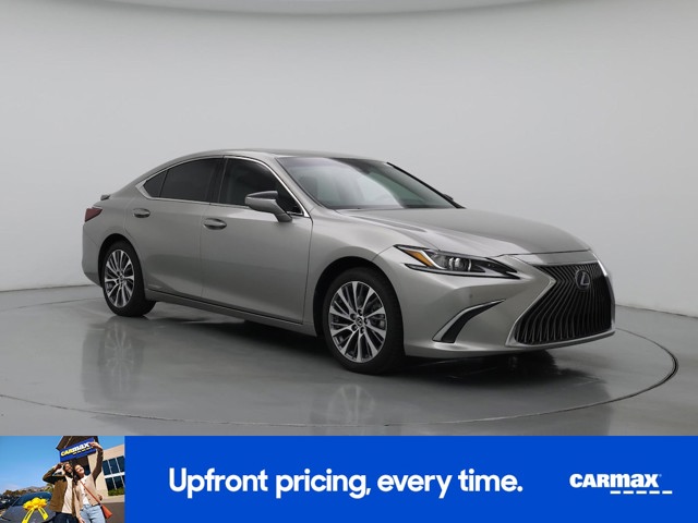 2020 Lexus ES