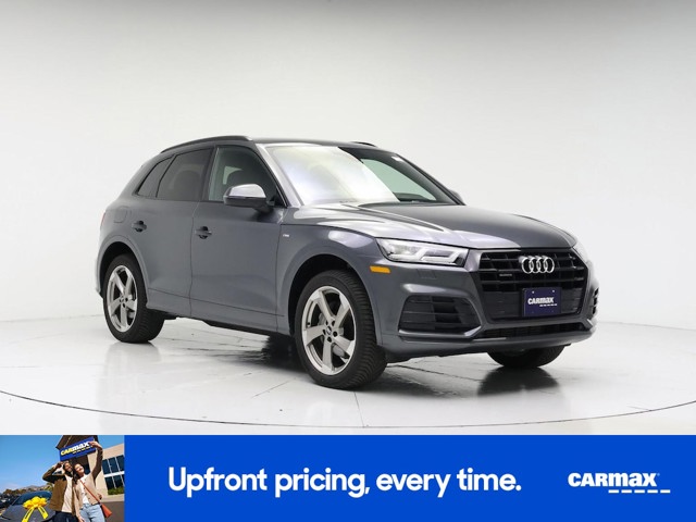 2020 Audi Q5 Titanium Premium Plus