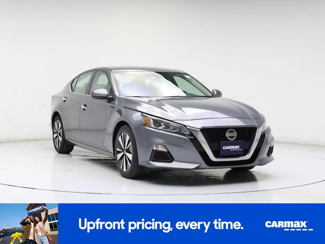 2022 Nissan Altima SV