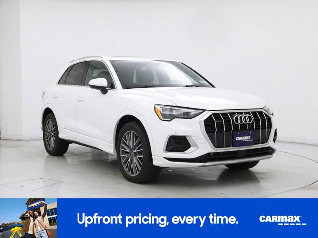 2022 Audi Q3 Premium