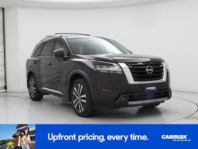 2022 Nissan Pathfinder Platinum
