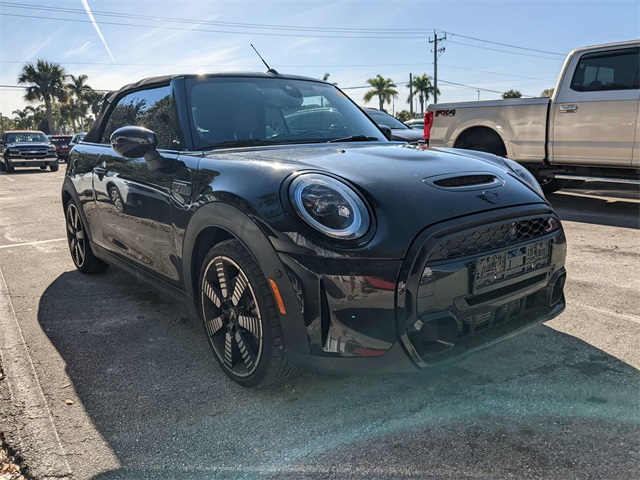 2023 MINI Convertible