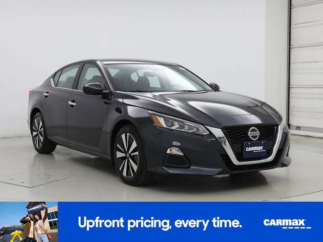 2022 Nissan Altima SV