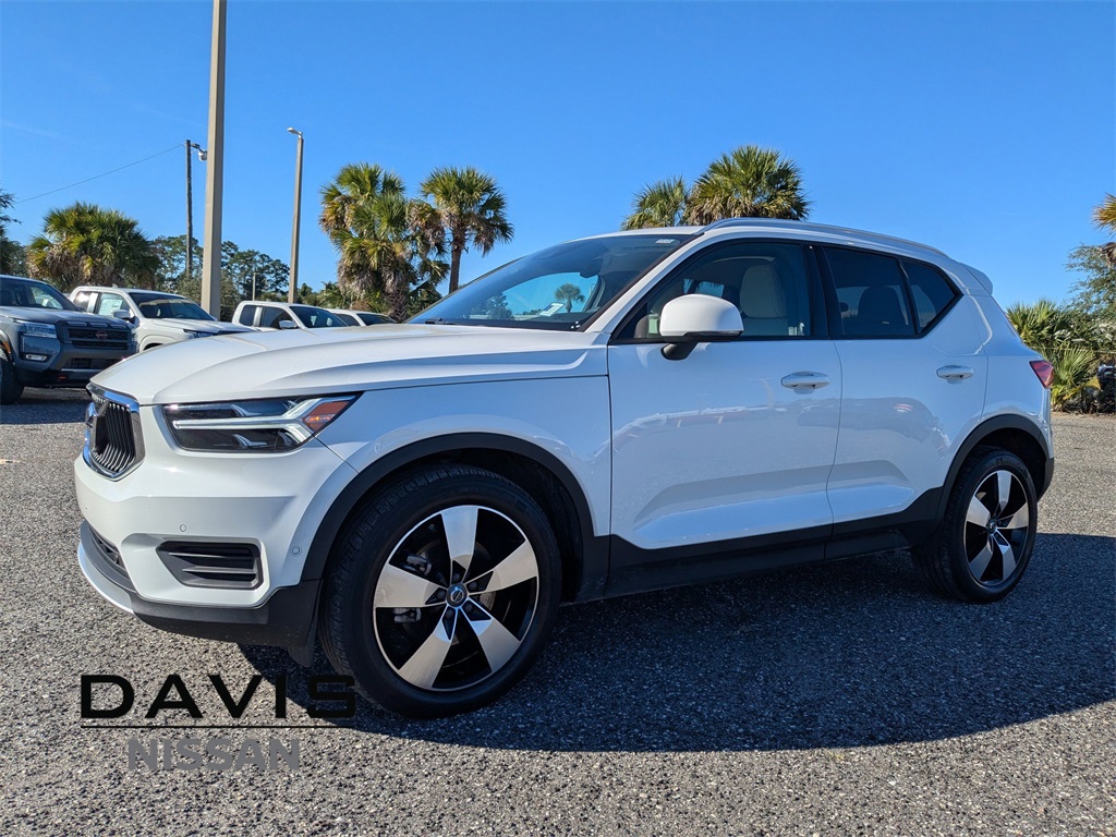 2019 Volvo XC40