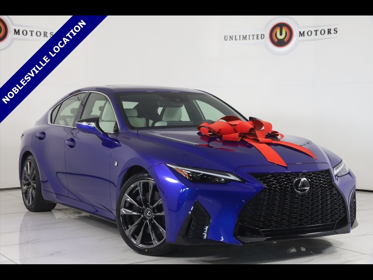 2023 Lexus IS