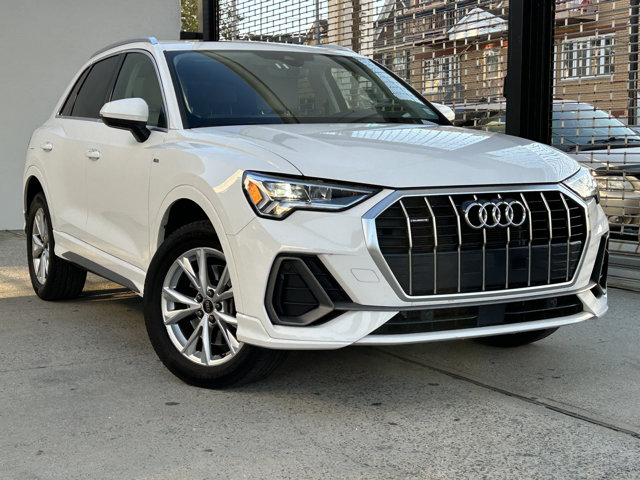 2023 Audi Q3