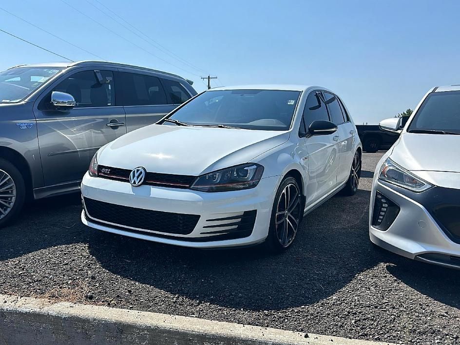 2017 Volkswagen Golf GTI