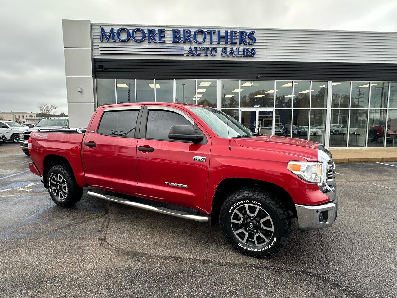 2016 Toyota Tundra 4WD Truck