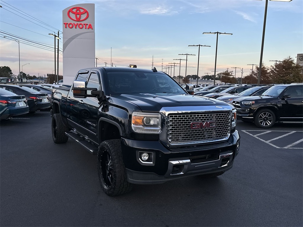 2015 GMC Sierra 2500HD available WiFi