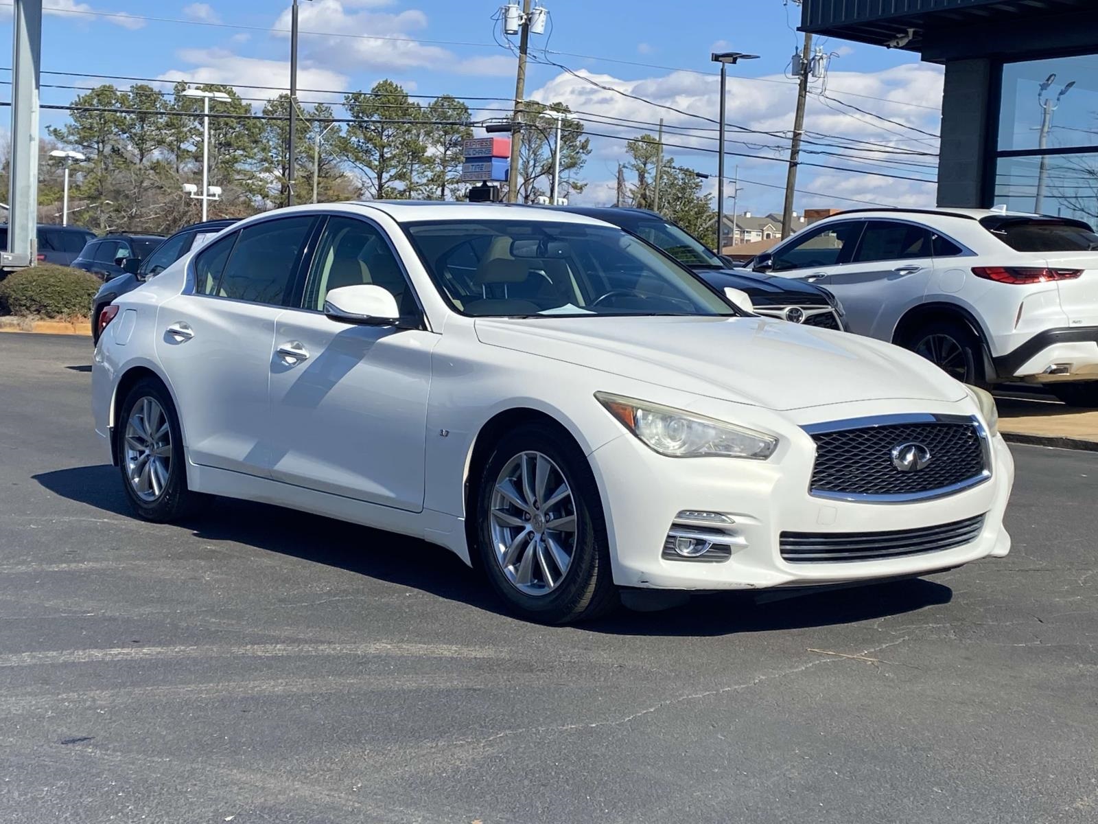 2014 Infiniti Q50