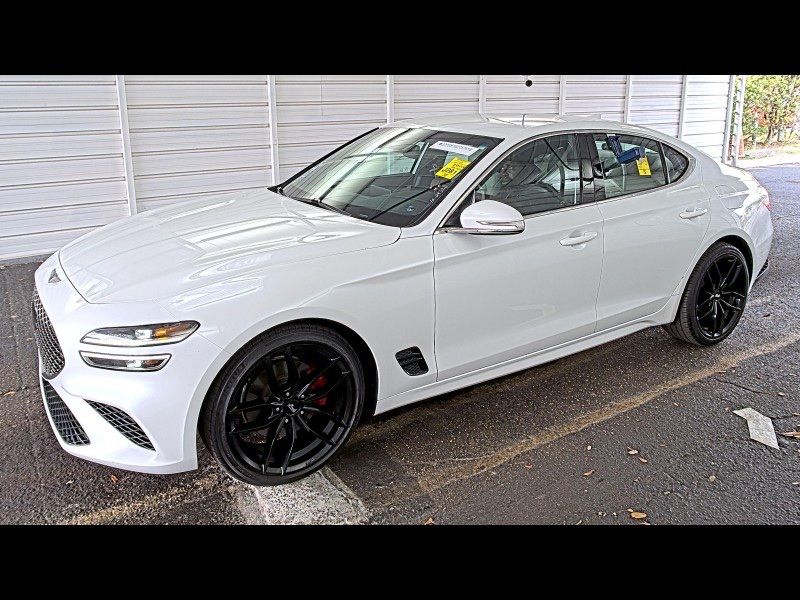 2023 Genesis G70