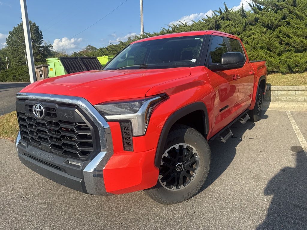 2024 Toyota Tundra 4WD SR5