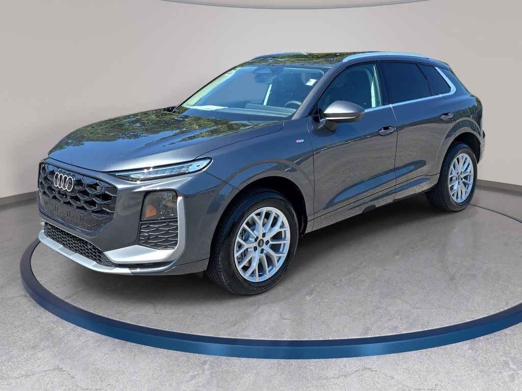 2026 Audi Q3 S line