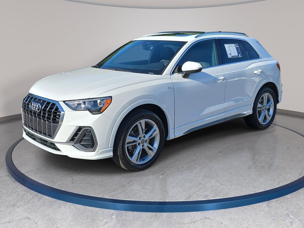 2020 Audi Q3 S line Premium