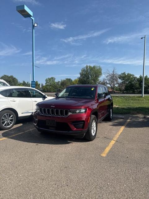 2023 Jeep Grand Cherokee Laredo 4WD