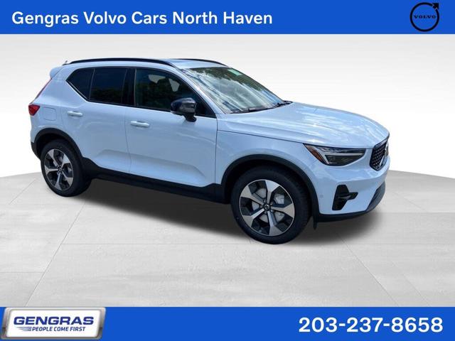 2026 Volvo XC40 B5 Plus AWD