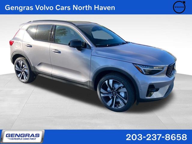 2026 Volvo XC40 B5 Plus AWD