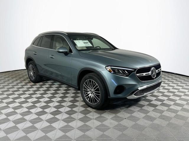 2026 Mercedes-Benz GLC 300 RWD