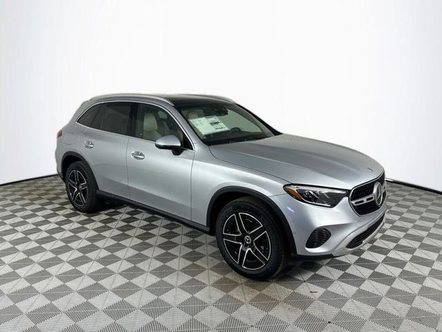 2026 Mercedes-Benz GLC 300 RWD