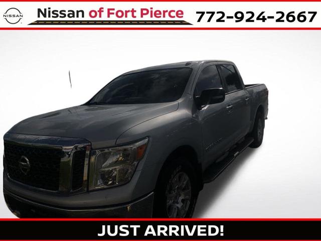2018 Nissan Titan SV RWD