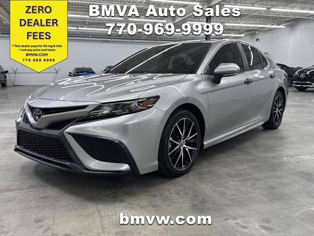 2022 Toyota Camry SE