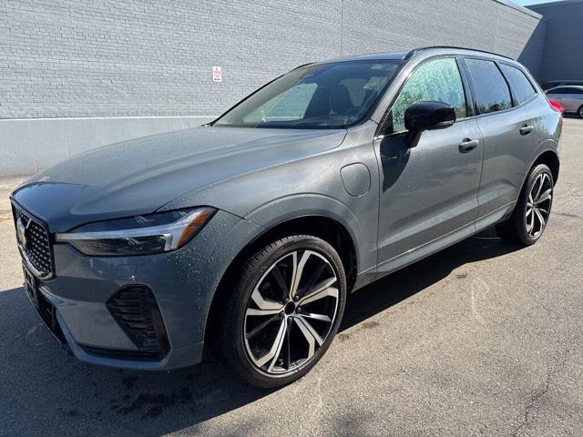 2024 Volvo XC60 Recharge Plug-In Hybrid Recharge T8 Ultimate Dark Them