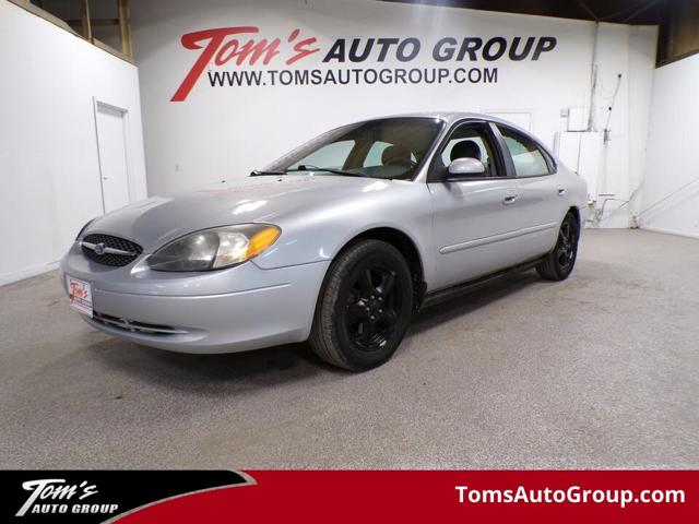 2003 Ford Taurus SE